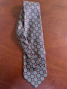 Men's Burgundy Geometric 100% Silk Tie - Unbranded Made in Italy